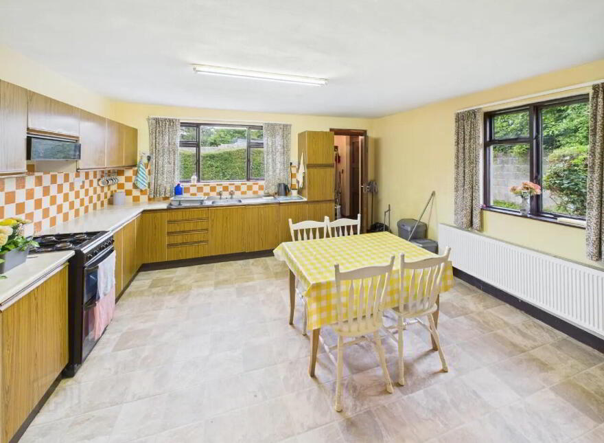 111 St. Josephs Park, Nenagh, E45KT66