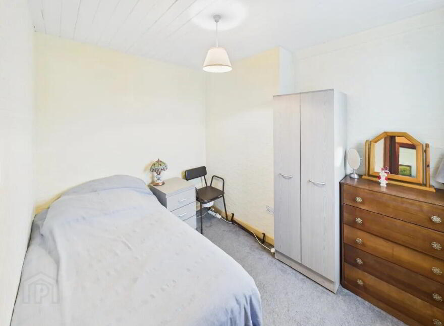 111 St. Josephs Park, Nenagh, E45KT66
