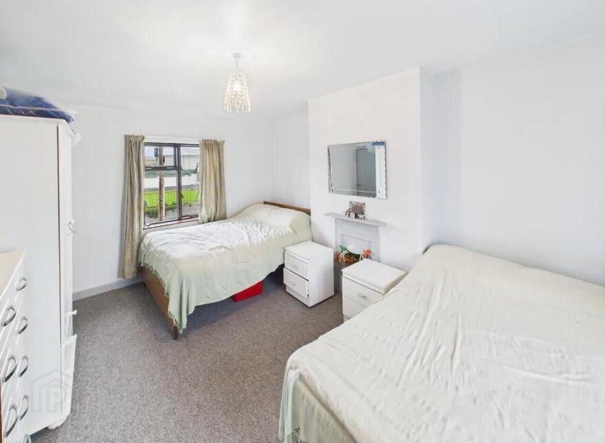 111 St. Josephs Park, Nenagh, E45KT66