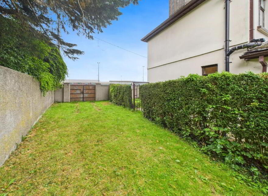 111 St. Josephs Park, Nenagh, E45KT66