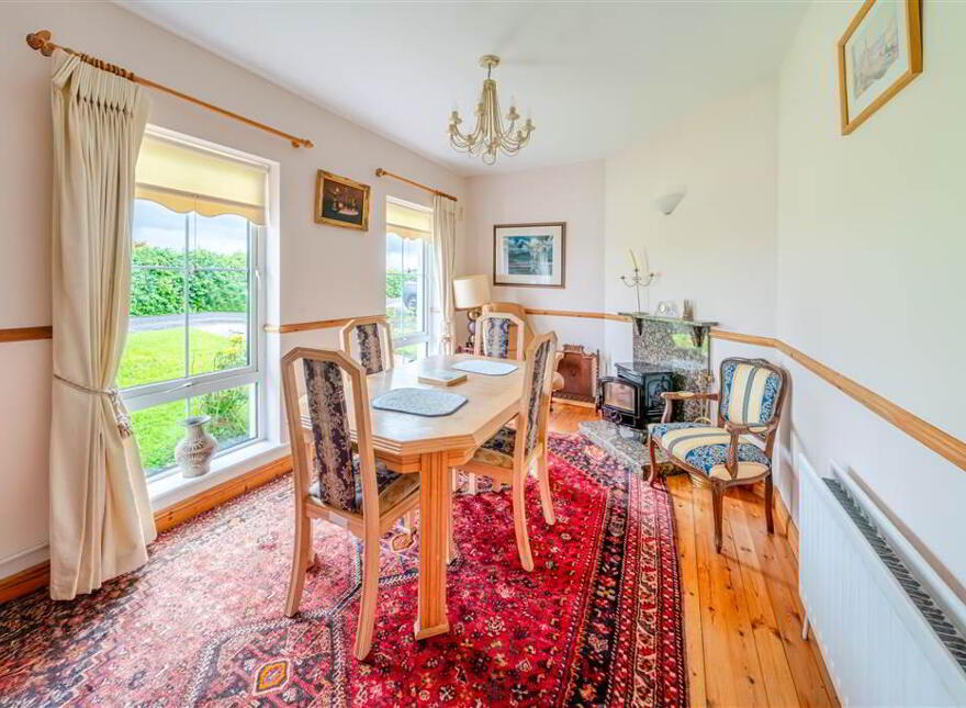 18 Clareview, The Quay, Westport, F28C624