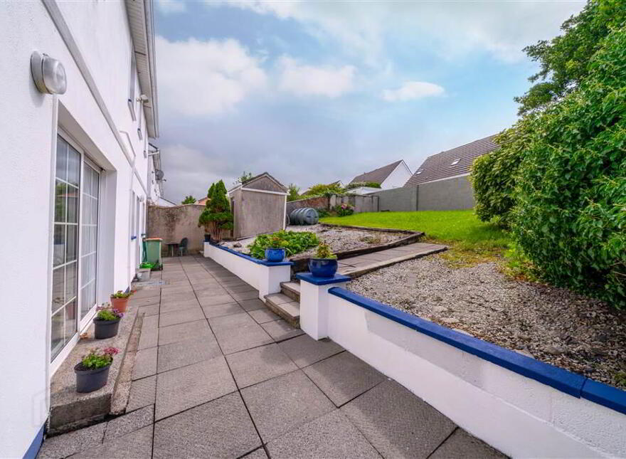 18 Clareview, The Quay, Westport, F28C624
