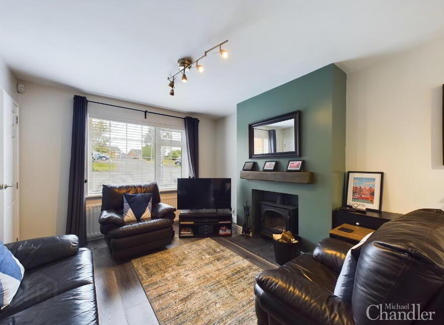 4 Beaufort Gardens, Belfast, BT8 7UD