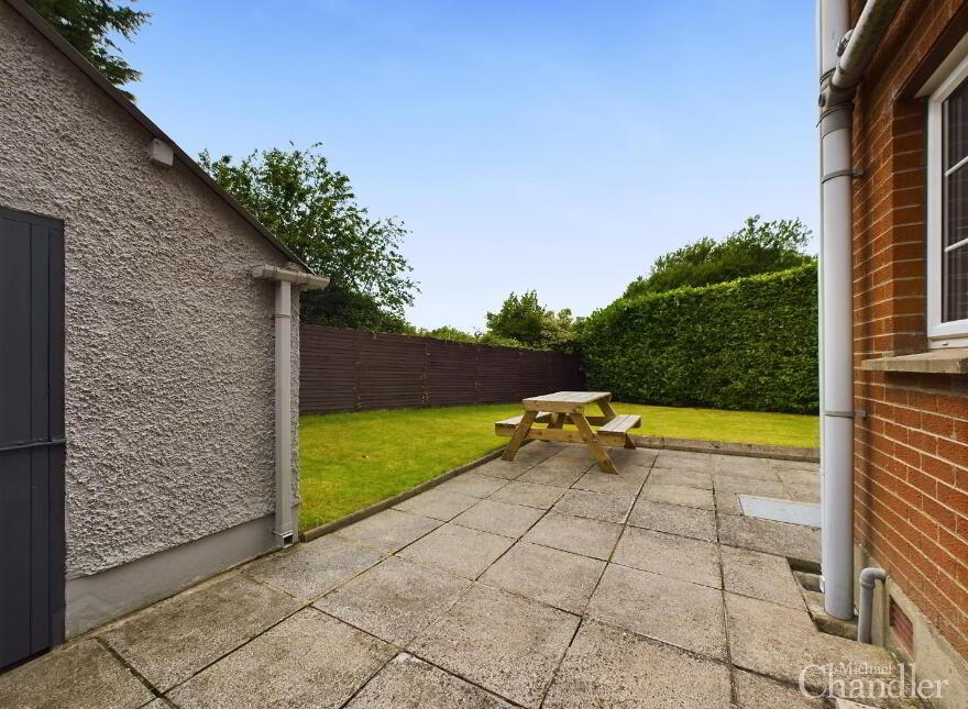 4 Beaufort Gardens, Belfast, BT8 7UD