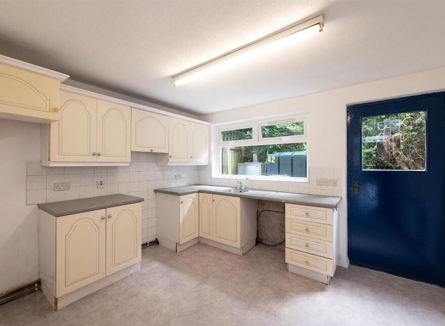 42 Stream Street, Downpatrick, BT30 6DE