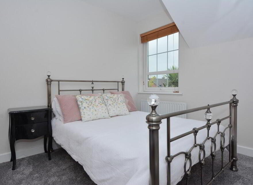 15b Drumbeg Mews, Lisburn, BT27 5XA