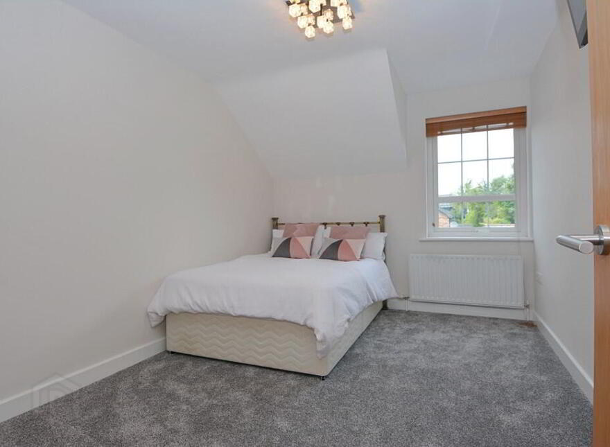 15b Drumbeg Mews, Lisburn, BT27 5XA