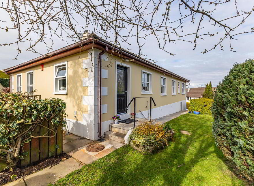 1 Kerries Glen, Balloo, Killinchy, BT23 6QY