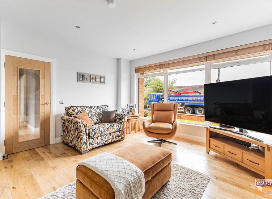 44 Clontara Park, Belsize Road, Lisburn, BT27 4LB