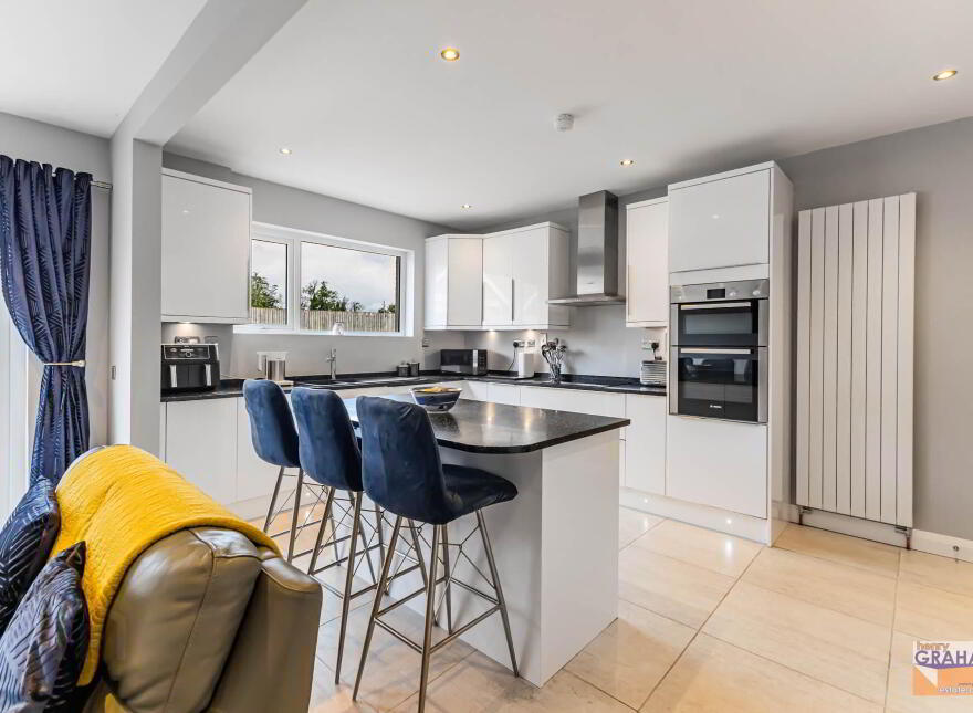44 Clontara Park, Belsize Road, Lisburn, BT27 4LB