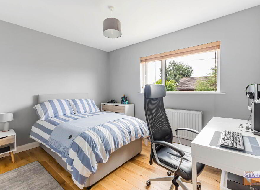 44 Clontara Park, Belsize Road, Lisburn, BT27 4LB