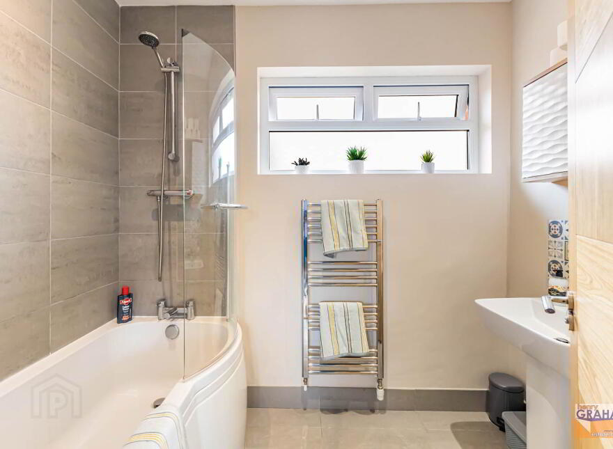 44 Clontara Park, Belsize Road, Lisburn, BT27 4LB