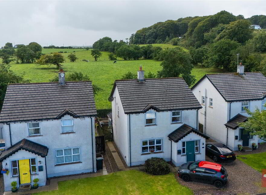 25 Village Hill, Straid, Ballyclare, BT39 9WQ