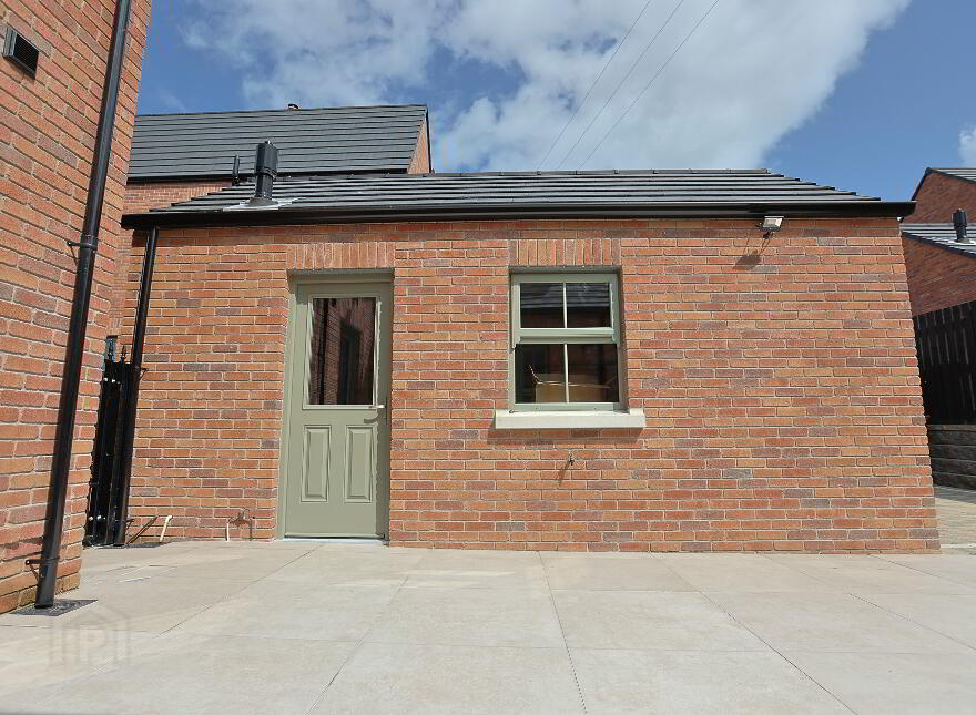 42 Blackthorn Manor, Bleary, Portadown, BT66 8FN