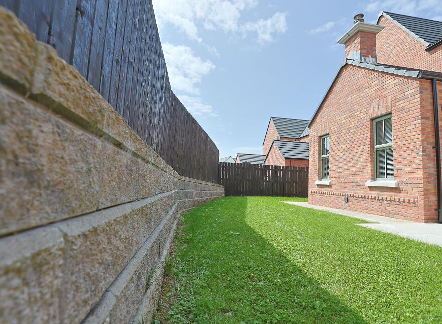 42 Blackthorn Manor, Bleary, Portadown, BT66 8FN