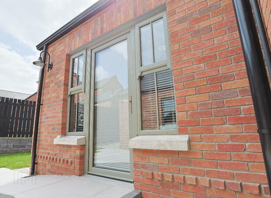42 Blackthorn Manor, Bleary, Portadown, BT66 8FN