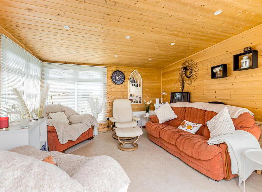110 Ballywalter Road, Millisle, Newtownards, BT22 2HS