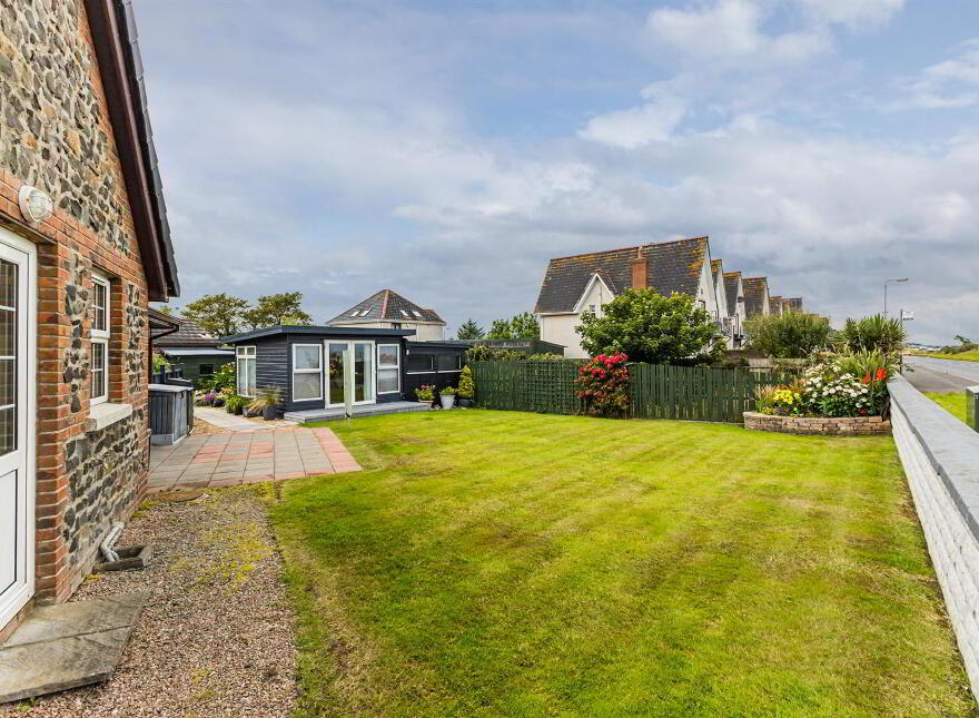 110 Ballywalter Road, Millisle, Newtownards, BT22 2HS