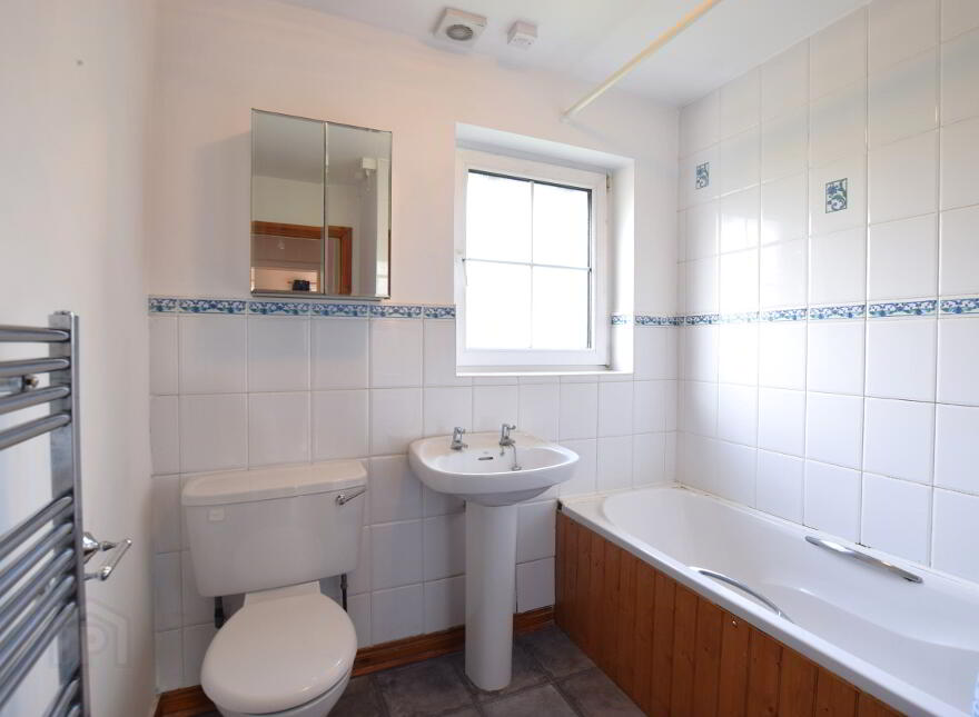 9 Knocknagoney Road, Holywood, BT18 9QU