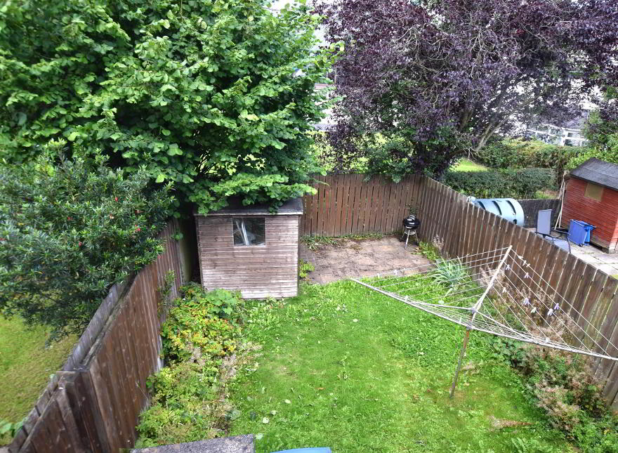9 Knocknagoney Road, Holywood, BT18 9QU