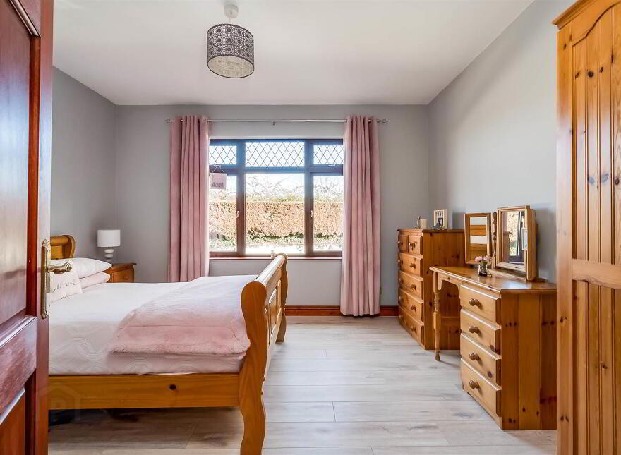 93 Ballylone Road, Ballynahinch, BT24 8XX
