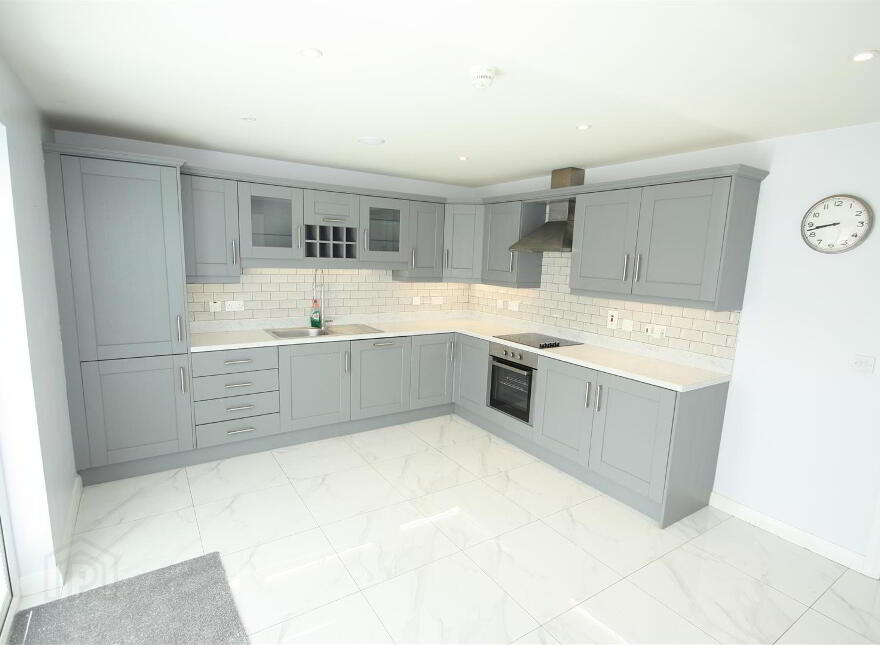 67 Millbank Grove, Ballynahinch, BT24 8WQ