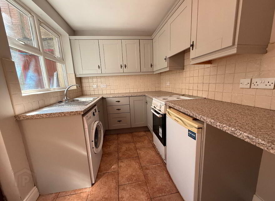 Unit 1, 16 Belgravia Avenue, Belfast, BT9 7BJ