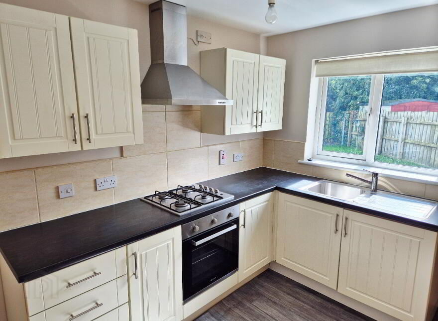 21 Knockbracken Close, Coleraine, BT52 1XN