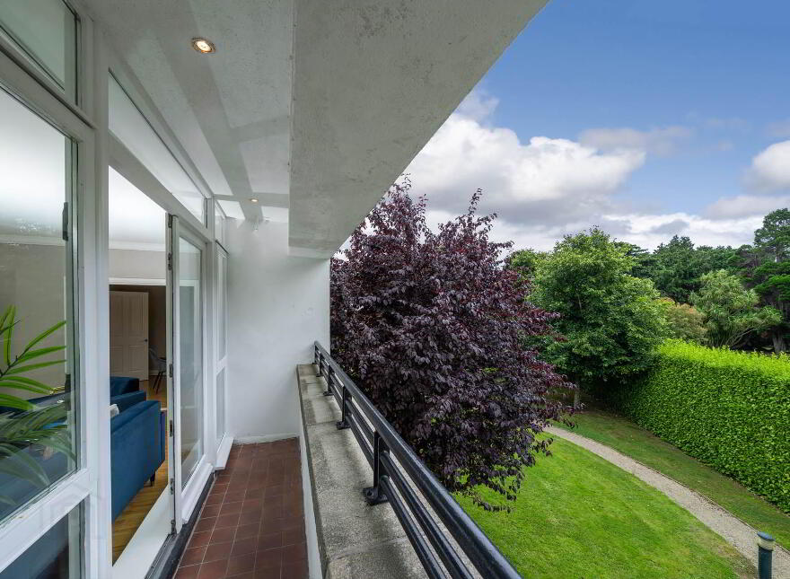 15 Marlfield House, Saint Gabriels, Cabinteely, Dublin, D18C621