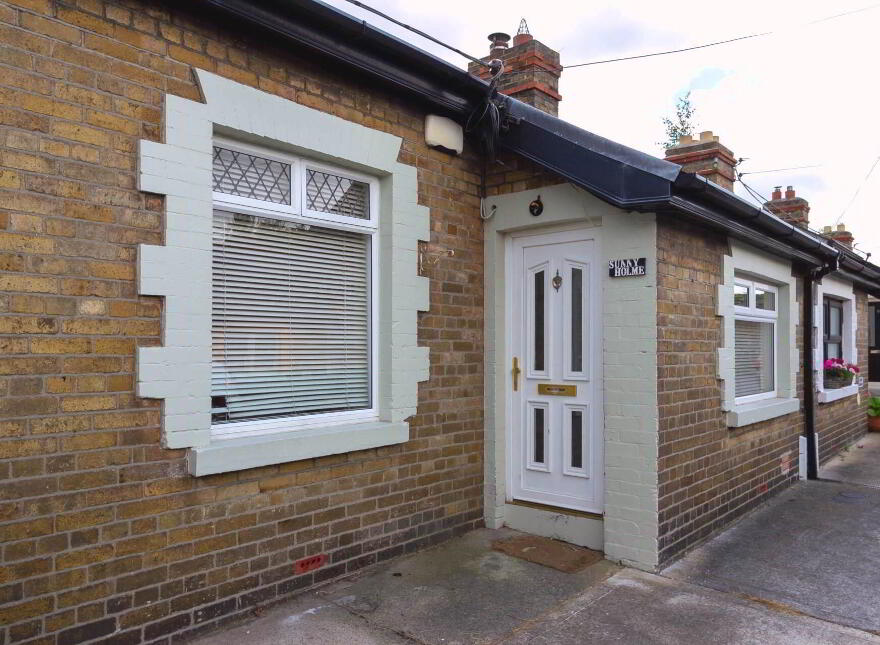 Sunnyholme, Newtown Villas, Blackrock, Dublin, A94N9C6
