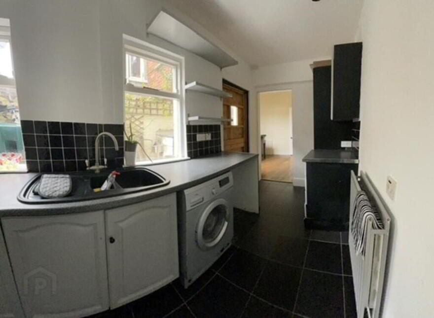 37 Kerrsland Crescent, Ballyhackamore, Belfast, BT5 6EQ