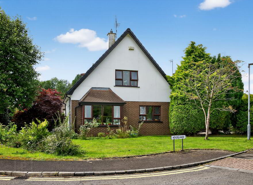 19 Woodlands, Broughshane, Ballymena, BT43 7NT