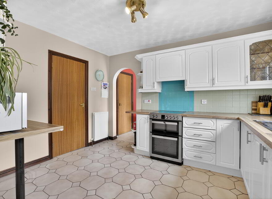 19 Woodlands, Broughshane, Ballymena, BT43 7NT