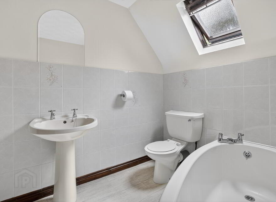 19 Woodlands, Broughshane, Ballymena, BT43 7NT