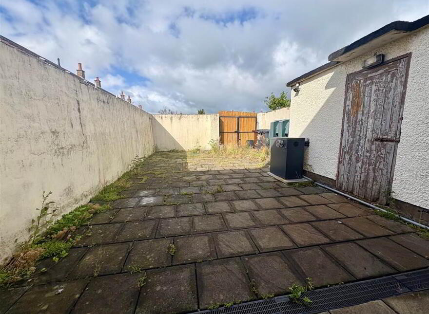 38 Pinewood Avenue, Carrickfergus, BT38 8EW