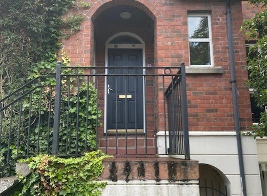 9 Ardenlee Crescent, Belfast, BT6 8QN