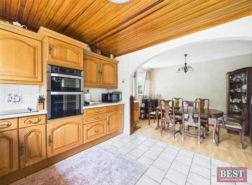 11 Meadowbrook Park, Newry, BT35 6LH