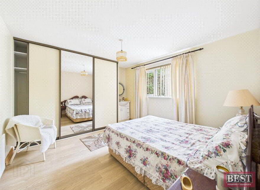 11 Meadowbrook Park, Newry, BT35 6LH