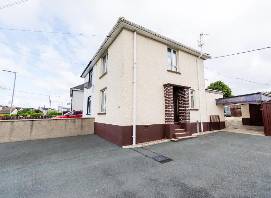 222 Dromore Road, Donaghcloney, BT66 7NP