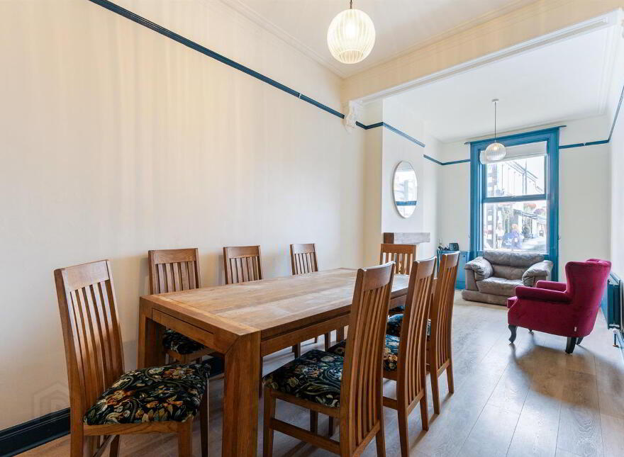 37 High Street, Donaghadee, BT21 0AQ