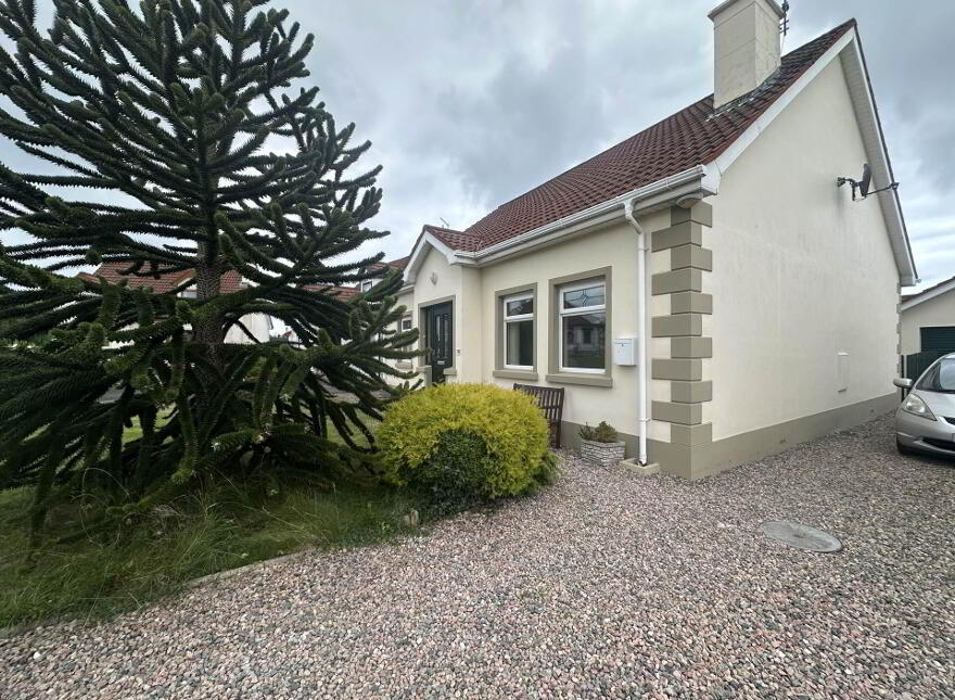 74 Croft Manor, Larne, BT40 2RX