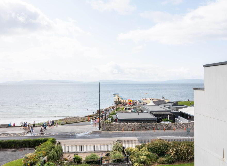 72 Dun, Salthill, H91RE47