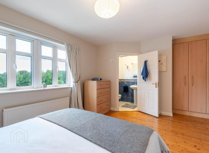 72 Dun, Salthill, H91RE47