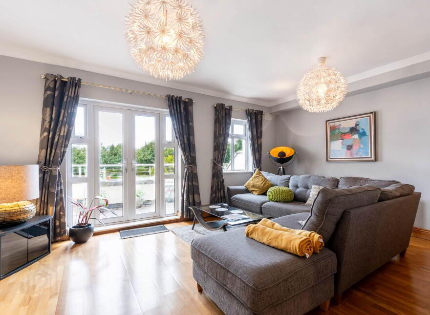72 Dun, Salthill, H91RE47