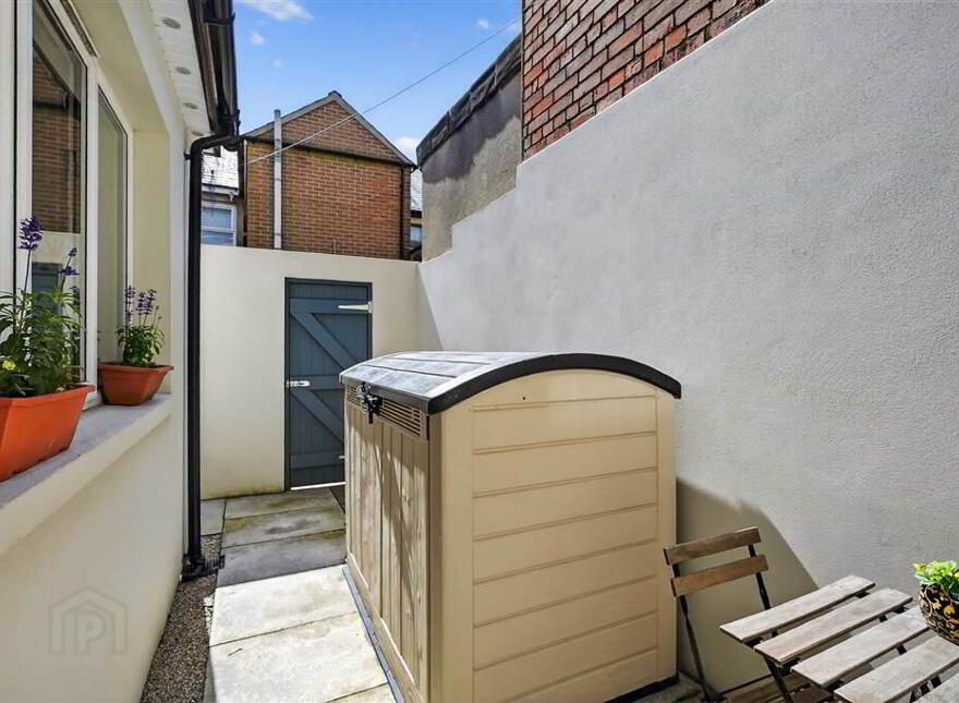 26 Glendower Street, Belfast, BT6 8PD