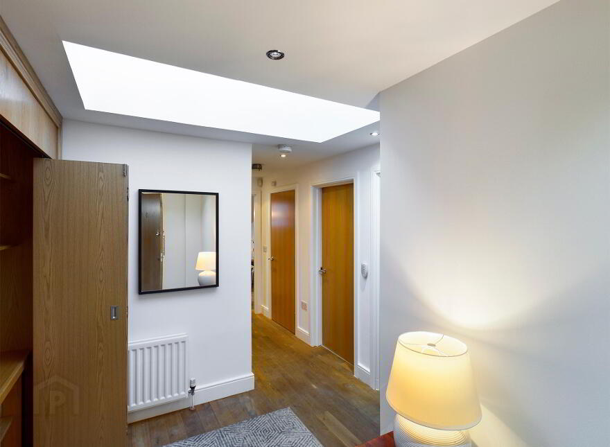Apt 13, 1 Deramore Park South, Belfast, BT9 5JJ