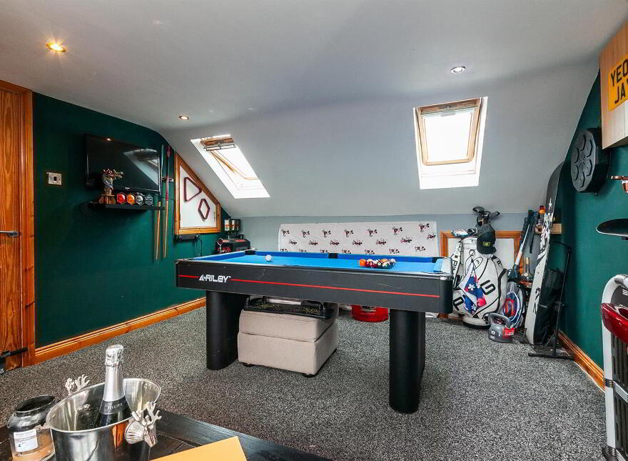 48 Rossmore Green, Greenisland, BT38 8TG