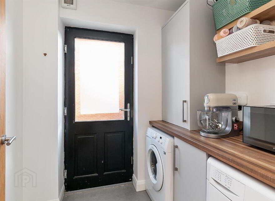 41 Highgrove Road, Carrickfergus, BT38 9AG