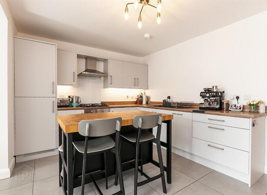 41 Highgrove Road, Carrickfergus, BT38 9AG