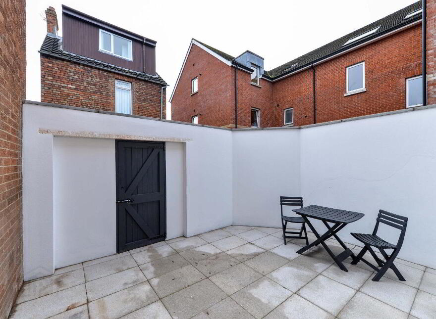 3 Lichfield Avenue, Belfast, BT5 5JQ